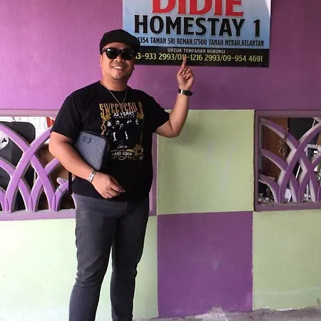Didie Homestay 1 Tanah Merah  Luaran gambar